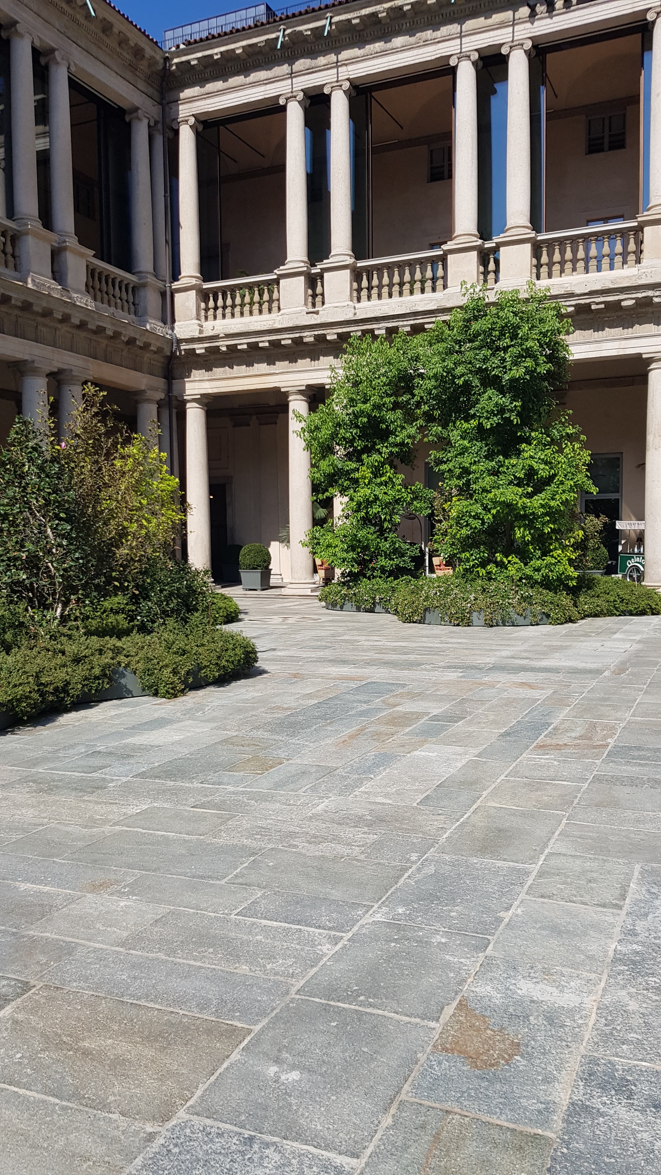 Luserna Gneis - Bodenplatte