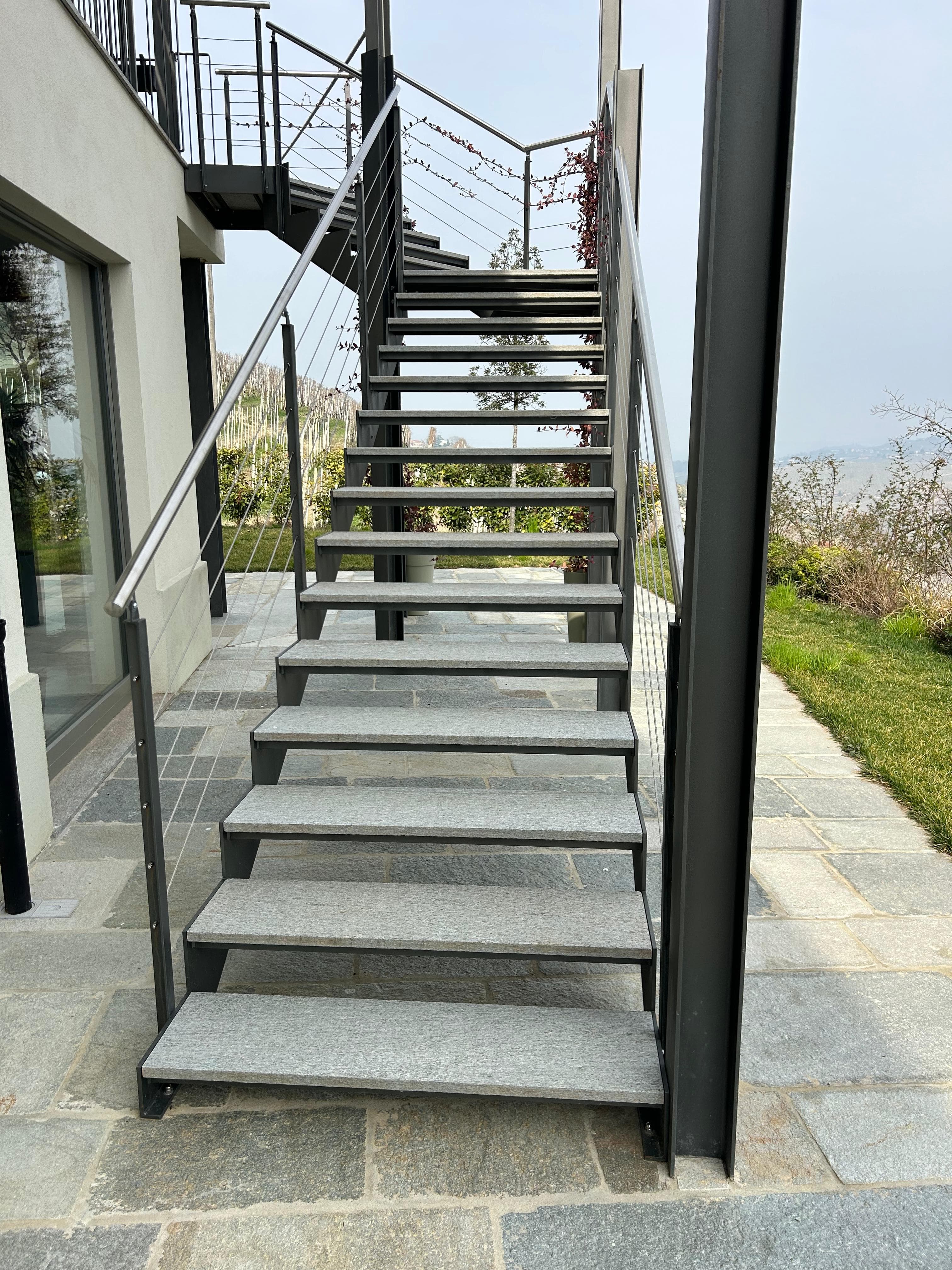 Luserna Gneis - Bodenplatte