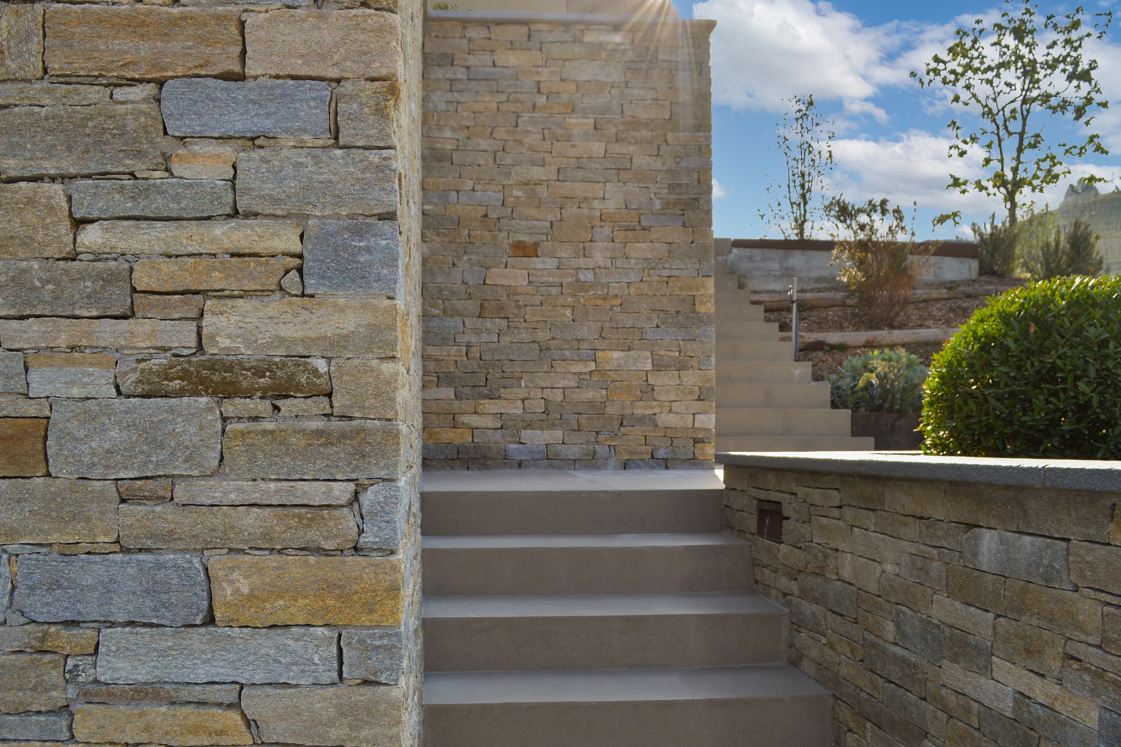 Luserna Gneis - Mauerstein